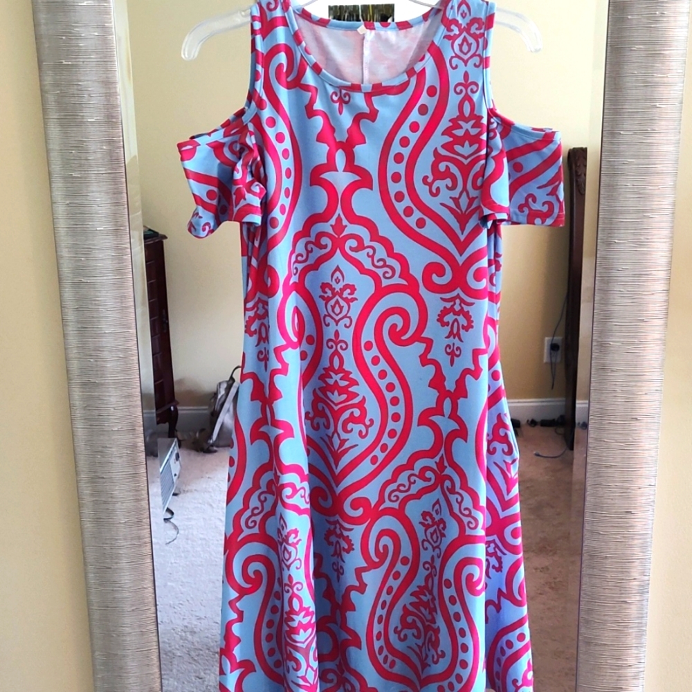 Drop sleeve dress